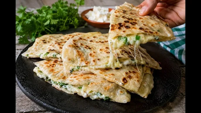 3 Peynirli Gözleme